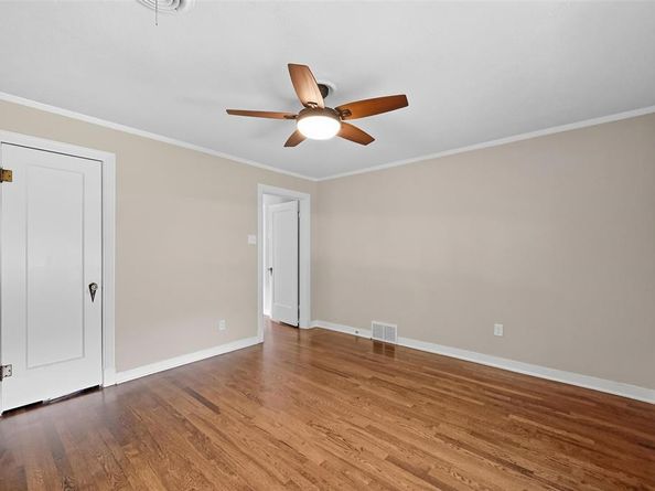 4409  El Campo Avenue , Fort Worth Texas 76107