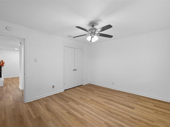 7419  Neuhoff Drive , Dallas Texas 75217