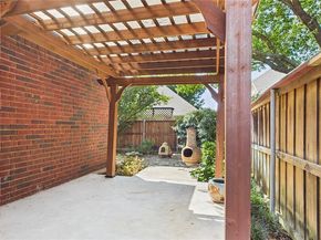 3784  Lakeway Court , Addison Texas 75001