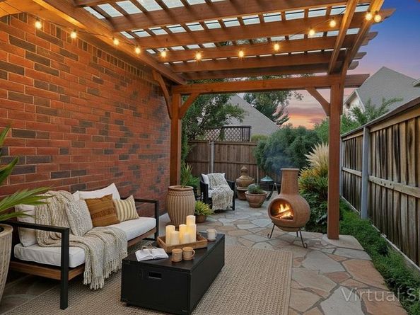 3784  Lakeway Court , Addison Texas 75001