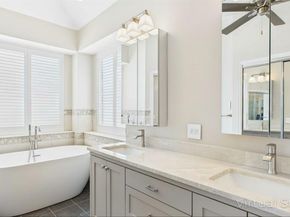 3784  Lakeway Court , Addison Texas 75001