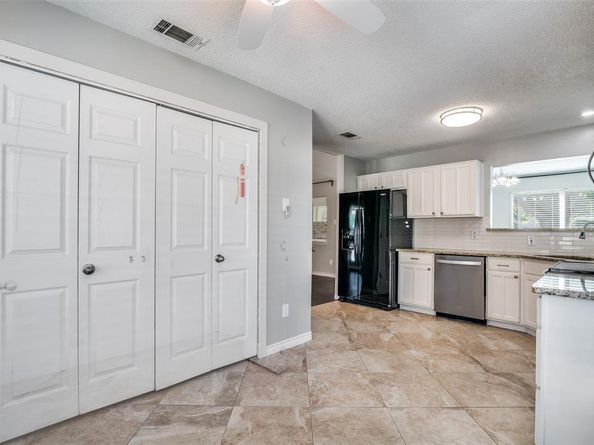721  Wedgegate Drive , Plano Texas 75023