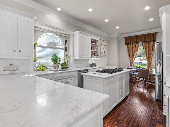 3015  Forestwood Drive , Arlington Texas 76006