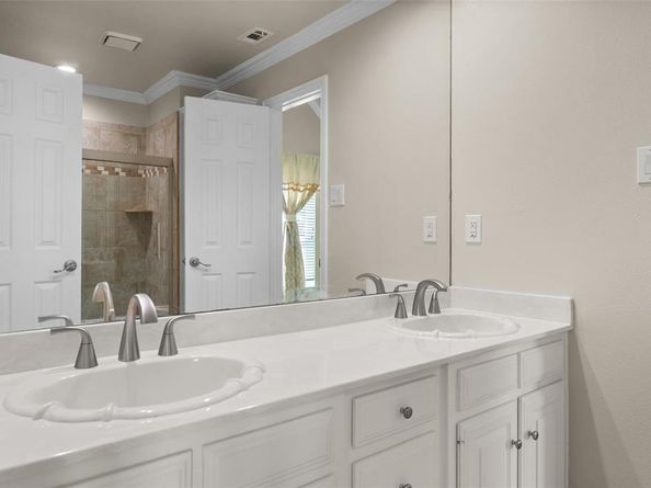 3015  Forestwood Drive , Arlington Texas 76006