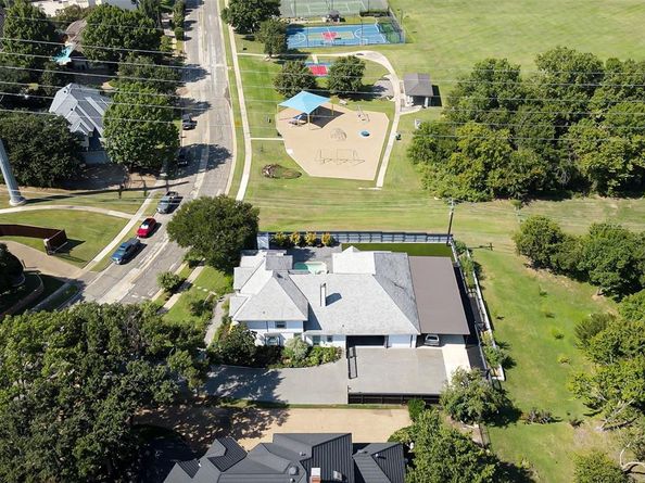 3015  Forestwood Drive , Arlington Texas 76006