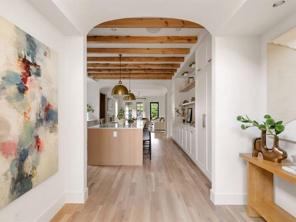 5419  Richmond Avenue , Dallas Texas 75206