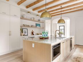 5419  Richmond Avenue , Dallas Texas 75206
