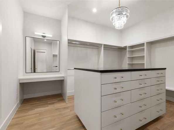 5419  Richmond Avenue , Dallas Texas 75206