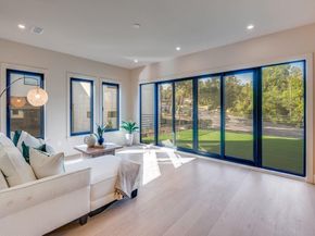 1622  Sylvan Avenue , Dallas Texas 75208