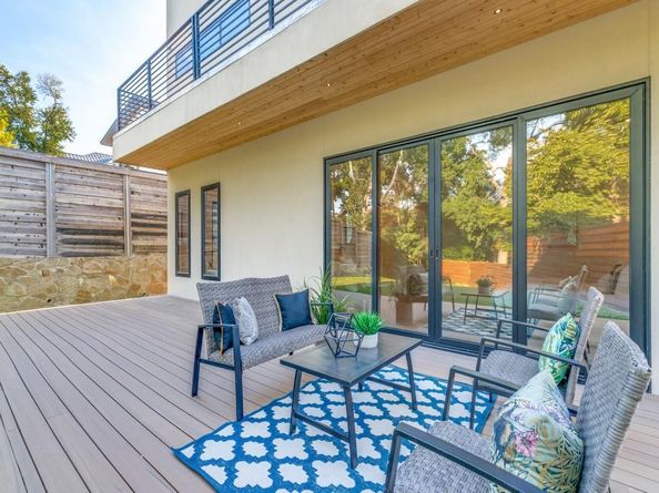 1622  Sylvan Avenue , Dallas Texas 75208