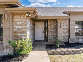 314  Hillside Court , Garland Texas 75043
