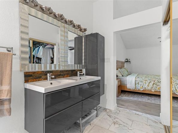 314  Hillside Court , Garland Texas 75043