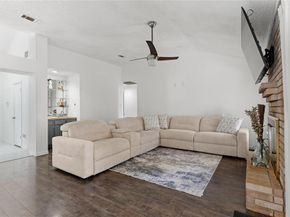 314  Hillside Court , Garland Texas 75043