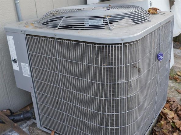 9923  Hustead Street , Dallas Texas 75217