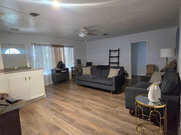 201  Martin Drive , Lancaster Texas 75146