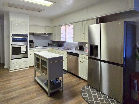 201  Martin Drive , Lancaster Texas 75146