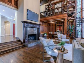2916  Sale Street , Dallas Texas 75219