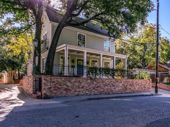 2916  Sale Street 