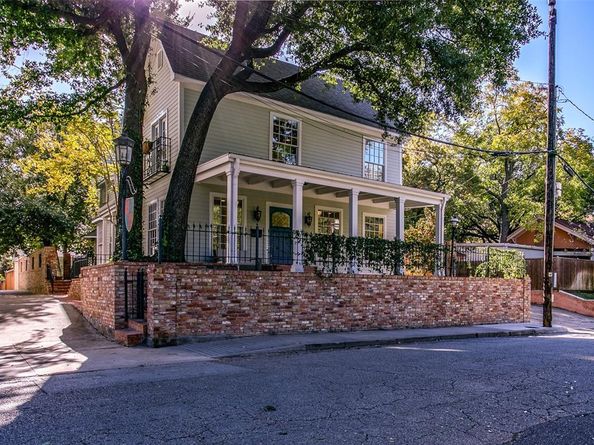 2916  Sale Street , Dallas Texas 75219