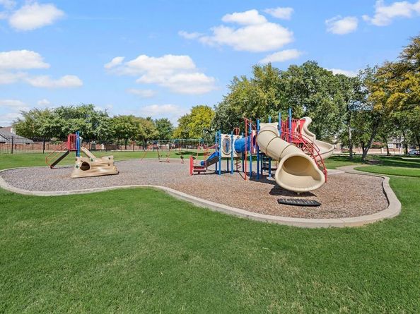 11517  Lauren Way , Fort Worth Texas 76244