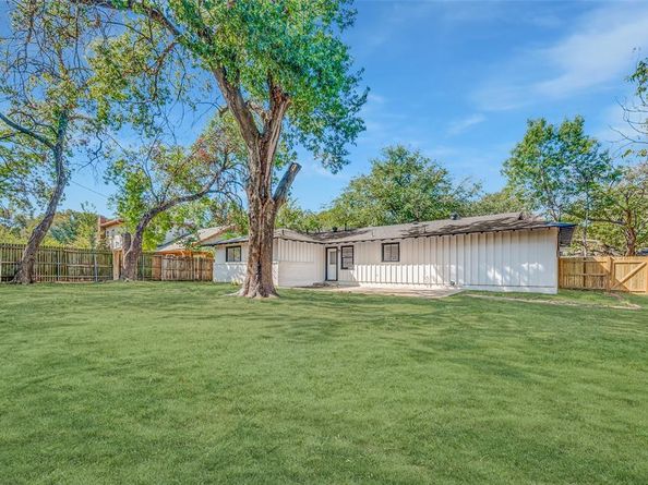 1725  Holt Street , Fort Worth Texas 76103