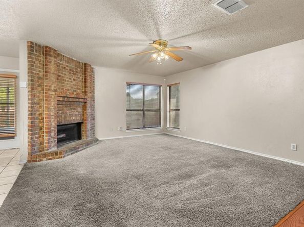 1414  Straus Road , Cedar Hill Texas 75104