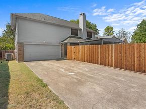 1414  Straus Road , Cedar Hill Texas 75104