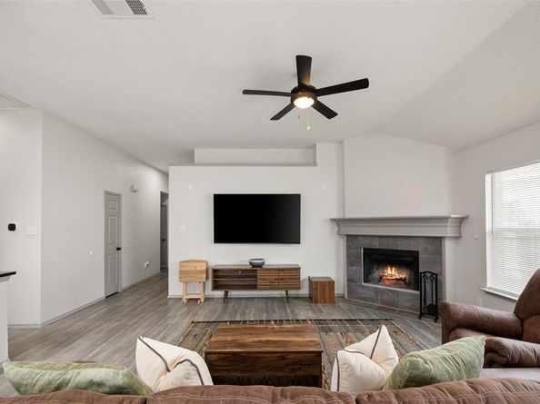 8205  Cedarcrest Lane , Fort Worth Texas 76123