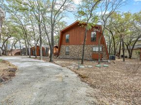 2072  Breezywood Drive , Flower Mound Texas 75022