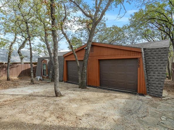 2072  Breezywood Drive , Flower Mound Texas 75022
