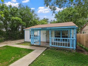 2805  Hale Avenue , Fort Worth Texas 76106