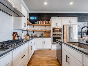 1262 N Prairie Avenue , Dallas Texas 75204