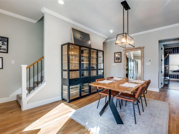 1262 N Prairie Avenue , Dallas Texas 75204