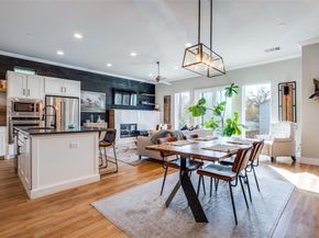 1262 N Prairie Avenue , Dallas Texas 75204