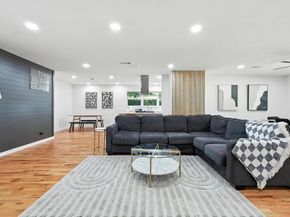 1009  Walnut Street , Irving Texas 75060