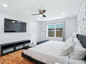 1009  Walnut Street , Irving Texas 75060