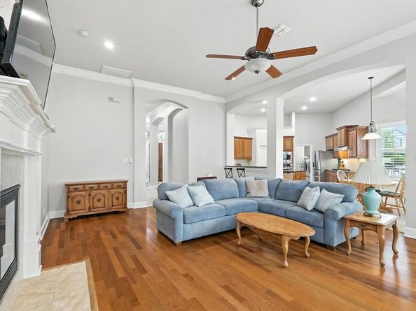 1620  Terrace Drive , Lantana Texas 76226