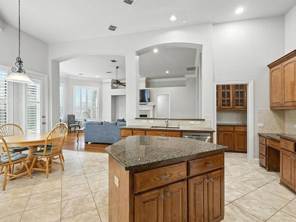 1620  Terrace Drive , Lantana Texas 76226