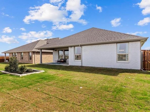 8612  BUR OAK Drive , Justin Texas 76247