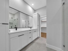 302 W west coral Way , Grand Prairie Texas 75051