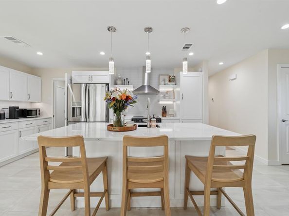 2926  Chariot Lane , Garland Texas 75044