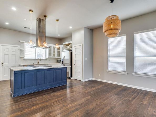 619  Buckalew Street , Dallas Texas 75208