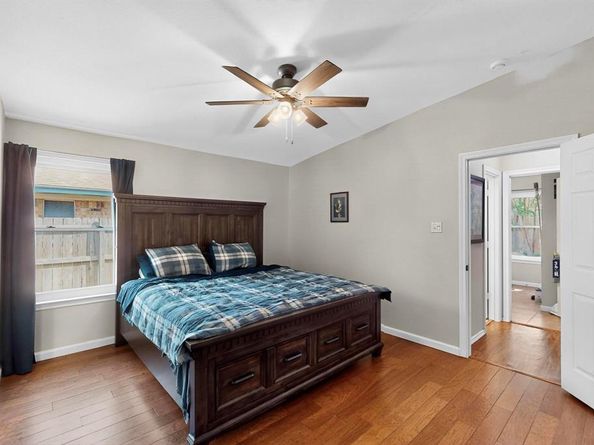 6617  Whitley Road , Watauga Texas 76148