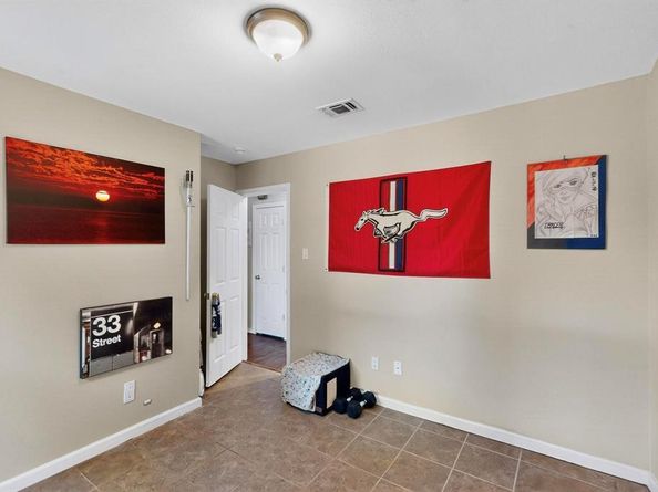 6617  Whitley Road , Watauga Texas 76148