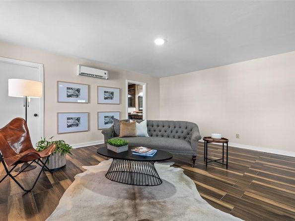 811 N Church Street , McKinney Texas 75069