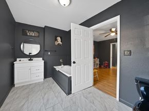 1610  Whitaker Avenue , Dallas Texas 75216