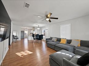 1610  Whitaker Avenue , Dallas Texas 75216