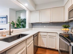 4411  Gilbert Avenue  10, Dallas Texas 75219