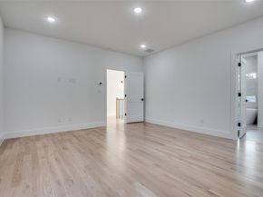 514 S Glasgow Drive , Dallas Texas 75223