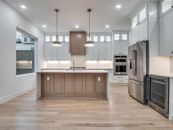 514 S Glasgow Drive , Dallas Texas 75223